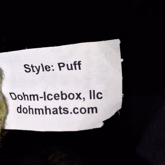 Dohm Merino Wool Blend Knit Beanie Hat In Light Green And Black. OSFM - Picture 7 of 7